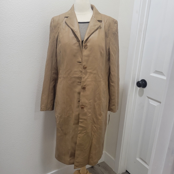 Kenneth Cole Beige Leather Jacket - Picture 2 of 12